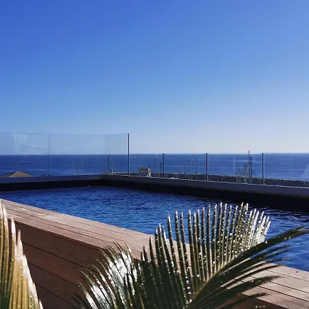 Port Toga فندق 3*