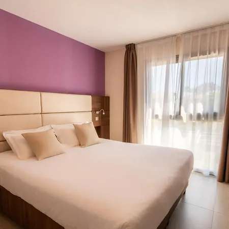 Otel Port Toga