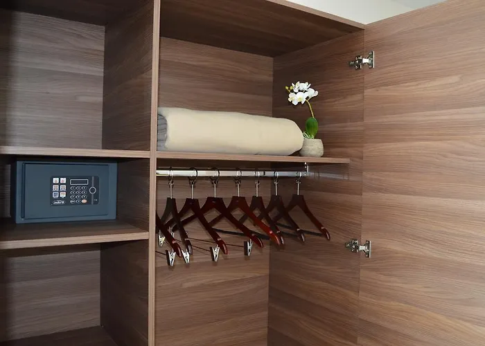 Hotel Port Toga Bastia (Corsica)