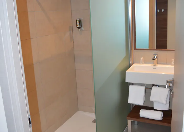 Hotel Port Toga Hotel 3*