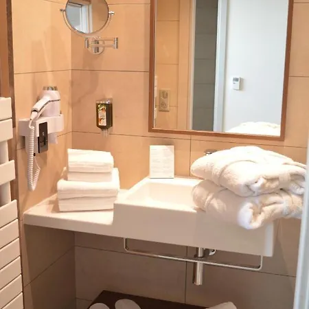 Port Toga 3* バスティア