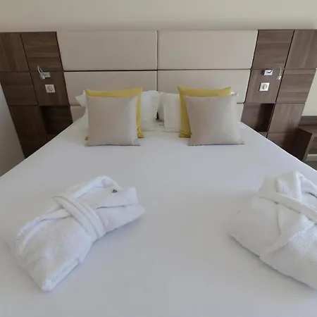 Hotell Port Toga