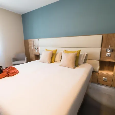 Port Toga Hotell