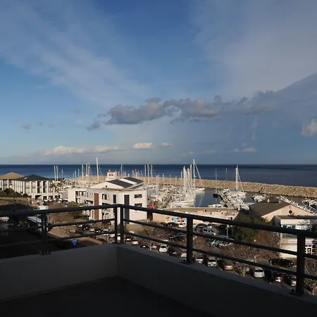 ホテル Port Toga 3*