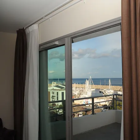 Port Toga バスティア