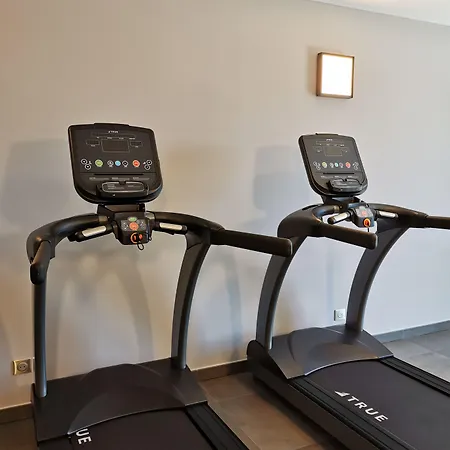 Port Toga Hotell 3*