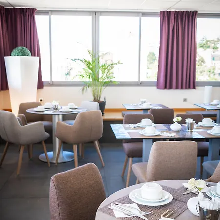 Ξενοδοχείο Port Toga