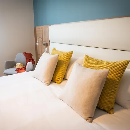 ホテル Port Toga 3*