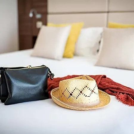 Hotel Hotel Port Toga 3*