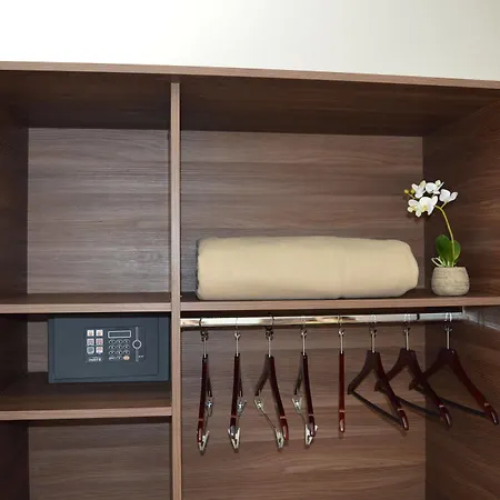 Hotel Port Toga 3*
