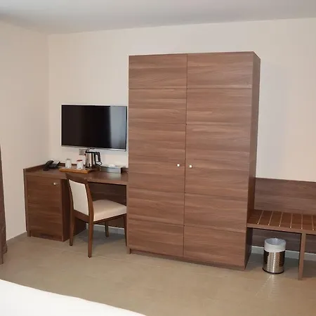Hotel Port Toga Bastia (Corsica)